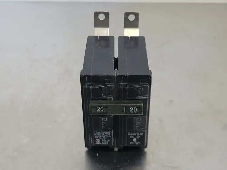 Used SIEMENS B220 Switchgears British Columbia CA | Lenmark #241914