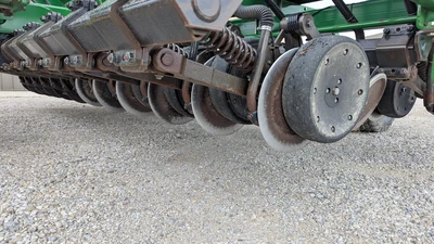 USED 2008 JOHN DEERE 1590