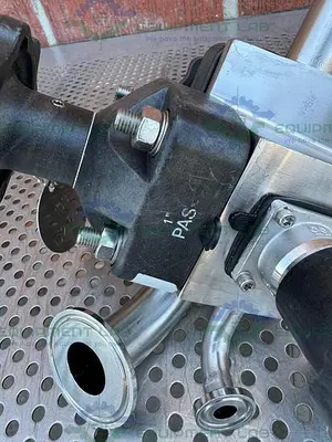 USED 4 ITT PURE FLO STAINLESS STEEL DIAPHRAGM VALVE W/ 1/2" - 1" SANITARY FITTINGS
