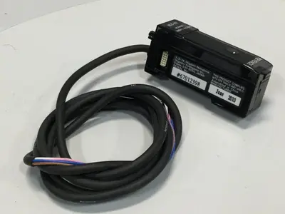 USED KEYENCE CORP LV-21A