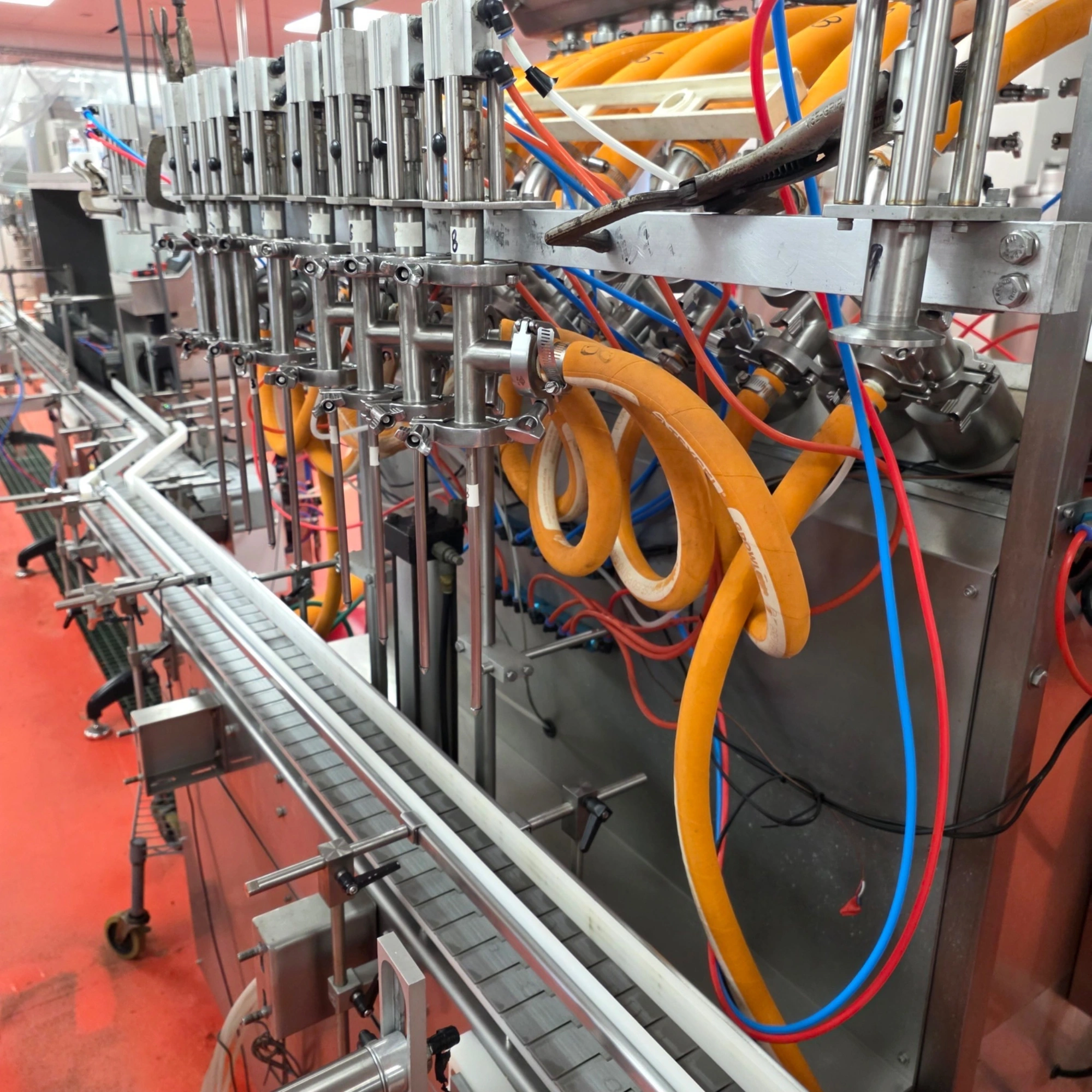 Used Accutek 10-Head Bottling Line Rinser, Filler, Capper, Sleeve Labeler & Bottle Warmer Liquid Fillers South Carolina US | Elite Machine #1224932