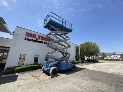 Used 2013 GENIE GS4390 Scissor Lifters California US | Big Truck & Equipment #1412244