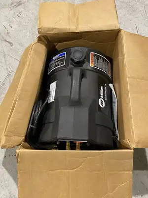 USED MILLER ELECTRIC COOLMATE™ 4 WATER COOLANT SYSTEM 115 V FOR WATER COOLED TORCHES