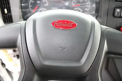 New | in-Stock 2027 PETERBILT 548 Rolloff Trucks Texas US | Roll Off Truck World #1492000