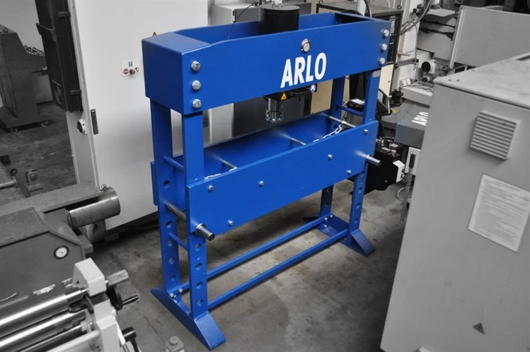 Used ARLO 125 T / 1500 VARIO H-Frame Presses BE | Apt International N.V #362189