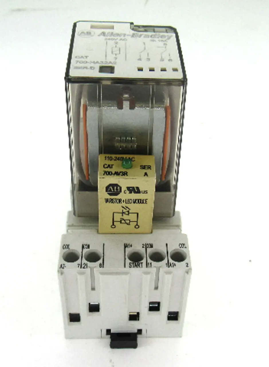 USED ALLEN BRADLEY 700-HA32A2 / 700-HN204
