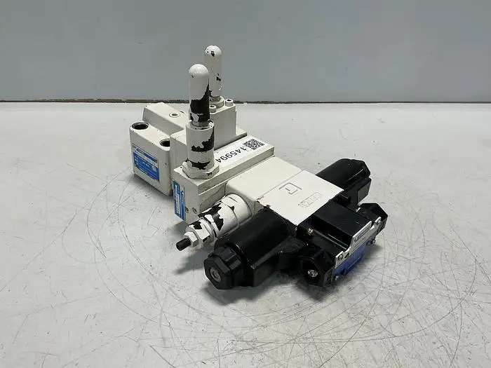 Used TOKIMEC DG4VS-3-OC-M-P7-H-7-P12-52 Valves/Fittings Michigan US | Ideal Machinery #698180