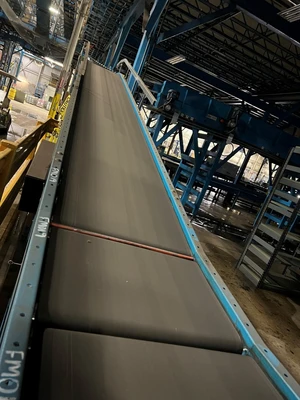 TGW 21 in. x 22 ft. Incline Powered Belt Conveyor
