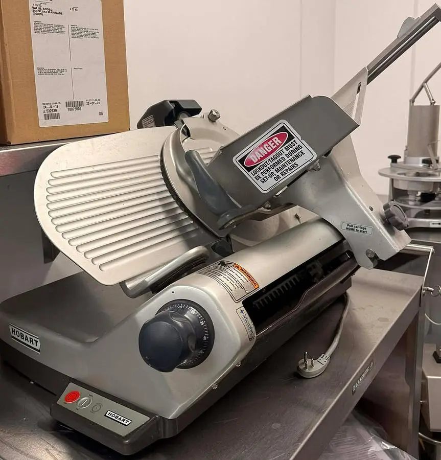 USED HOBART 3813