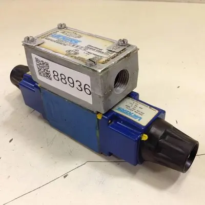 USED VICKERS DG4V37CMWB40