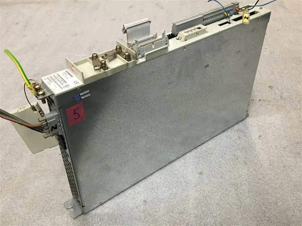 USED SIEMENS 6SN1118-0AA11-0AA1 6SN1123-1AA00-OCA1