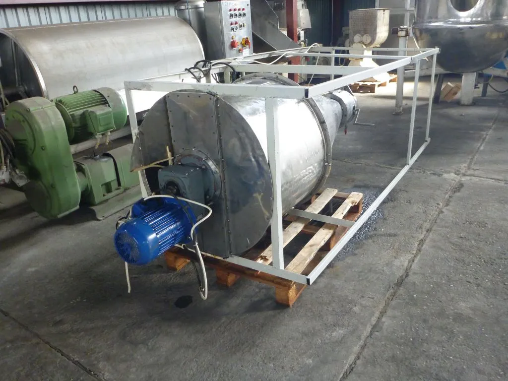 Used 350 L Volume Vertical Powder Screw Mixer With Bucket Conveyer