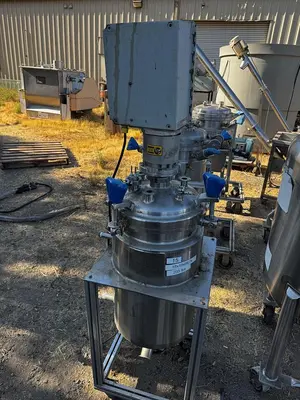 Tank, 13 Gallon (50 Liter), Jacketed, Agitated, 316 Stainless, 50 PSI, #5991455