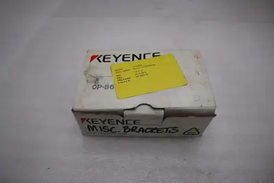 NEW OPEN BOX KEYENCE OP-86935  Brackets STOCK K3993CC