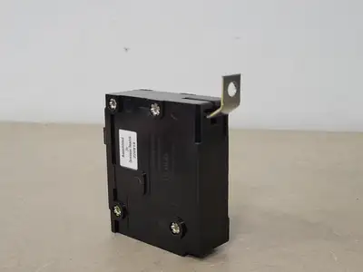 USED EATON M1640