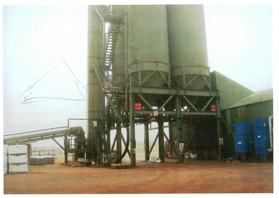 160 Cu. M M/S Vertical Powder Hoppers