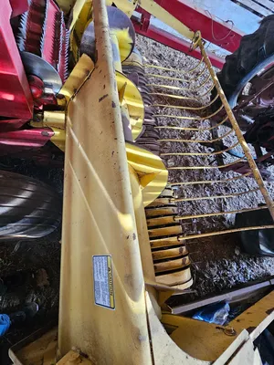 NEW HOLLAND FP230 chopper | Iron Listing (32)
