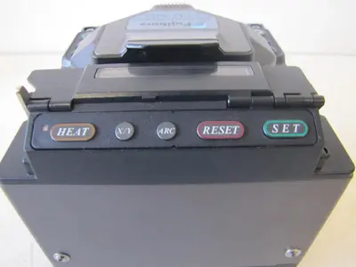 Fujikura FSM-50S Optical Fiber Arc Fusion Splicer AS IS with Case and Manual