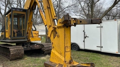 USED 2000 Deere 693B