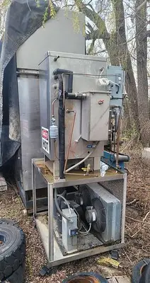 USED 2004 ULTRA-KOOL 10-15-ELE