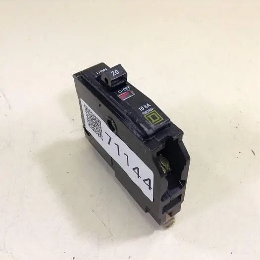 USED SQUARE D QOB120