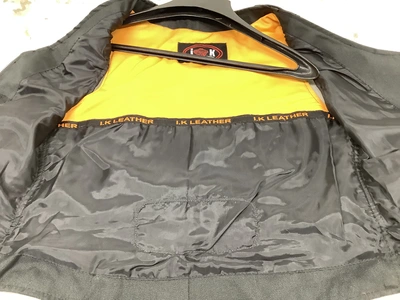 Used _UNKNOWN_ _UNKNOWN_ Apparel, Gloves, Lab Coats Michigan US | Miedema Asset Management Group #1411081