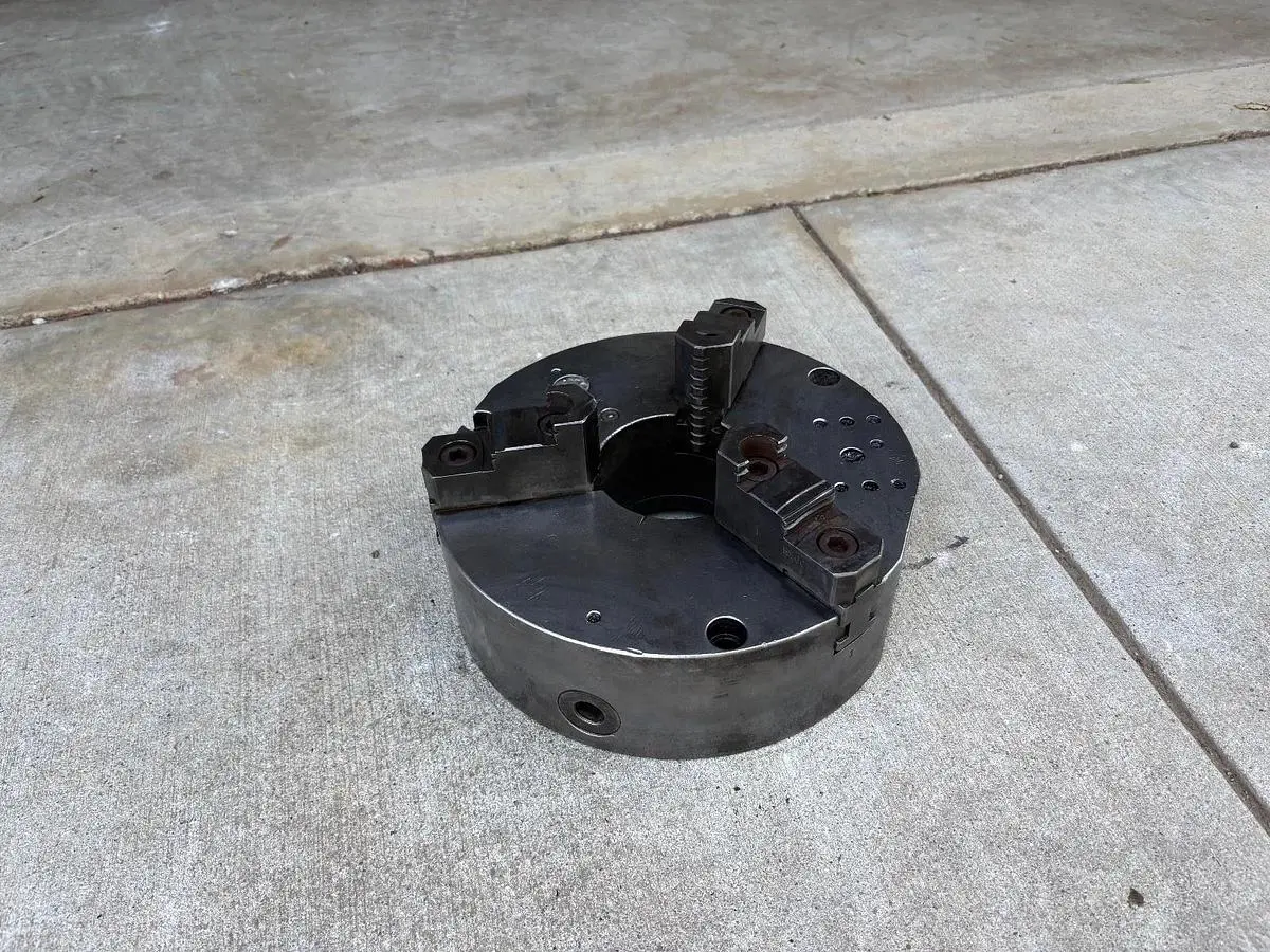 PHASE 2,  10 1/2" 3-Jaw Chuck 3 1/2" Hole Self Centering Jaws
