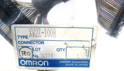 NEW OMRON XW2Z-100B CONNECTOR CABLE XW2Z100B