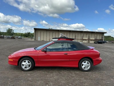 USED 1996 PONTIAC SUNFIRE