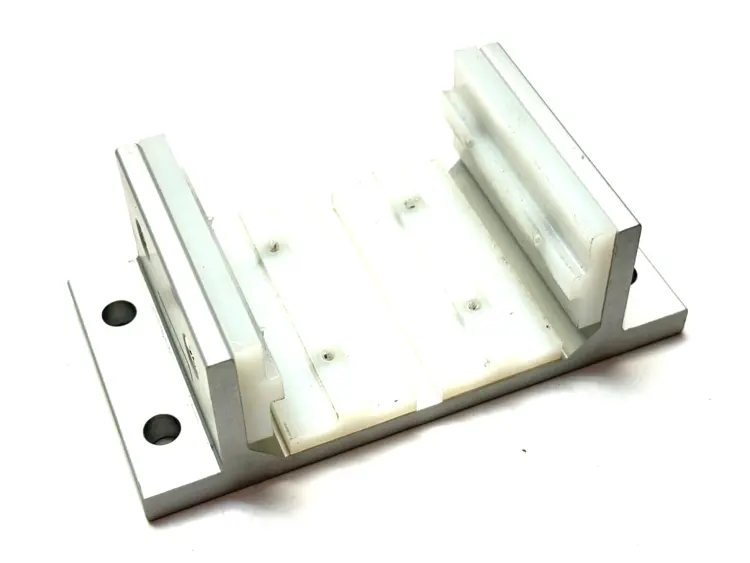 Used 80/20 DOUBLE FLANGE SHORT STANDARD LINEAR BEARING, 15 SERIES, 4 SLOT MO Bearings | Maverick Industrial Sales #1100119