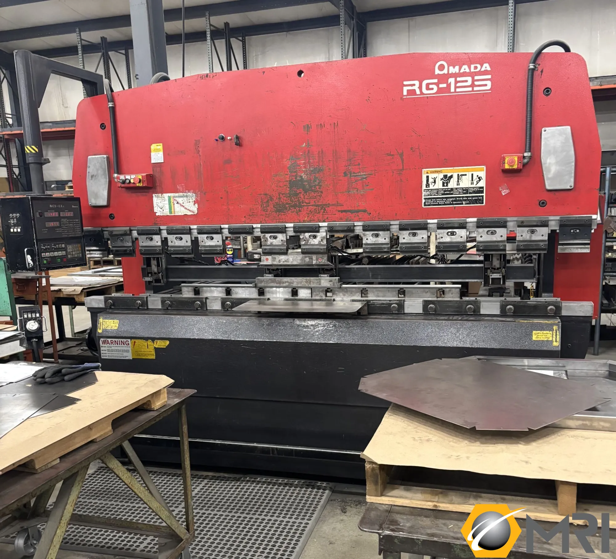 AMADA RG-125 CNC PRESS BRAKE, NEW 1999