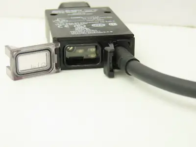 Allen Bradley 42KL-RTC-G3 Photoelectric Proximity Switch 30m Sensing Range