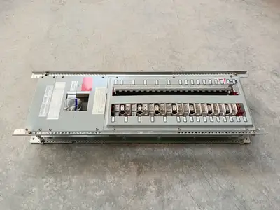 Used 2002 CUTLER-HAMMER POW-R-LINE 1A Switchgears British Columbia CA | Lenmark #1430110