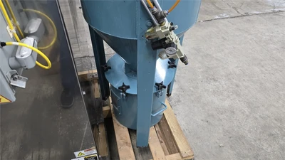 105 CFM Una-Dyn Powermax HP Pump, w/ 2" Hopper, 5 HP