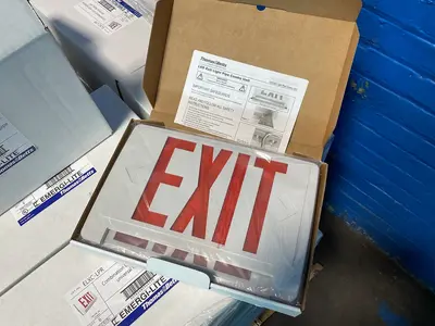 USED THOMAS & BETTS ELXCLPR