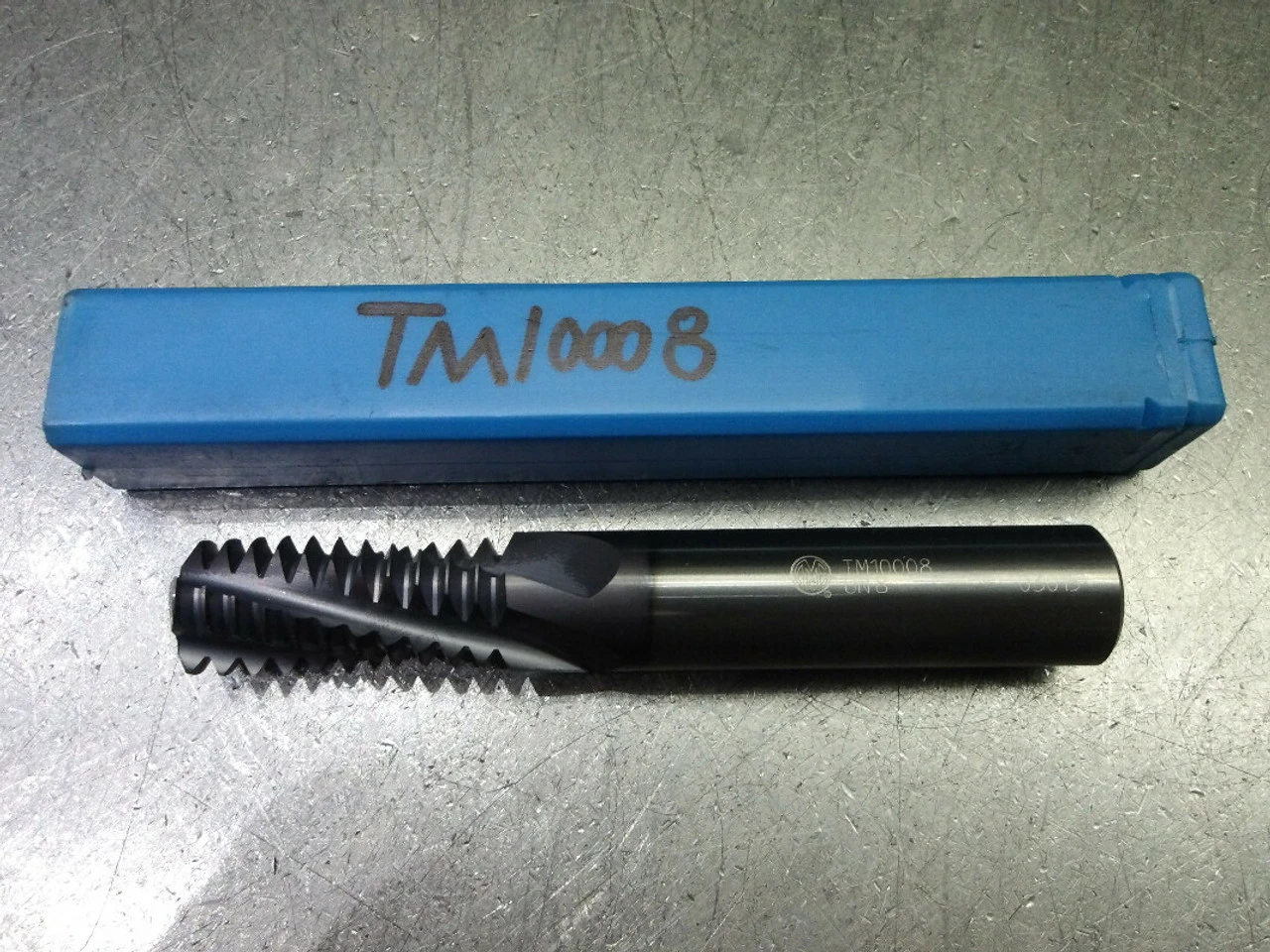 AMEC 1-8 UN 4 Flute Carbide Thread Mill 5/8" Shank TM10008 (LOC2581)