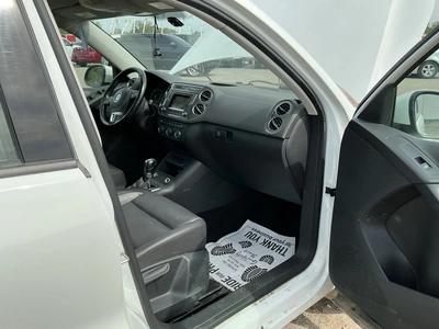 USED 2016 VOLKSWAGEN TIGUAN