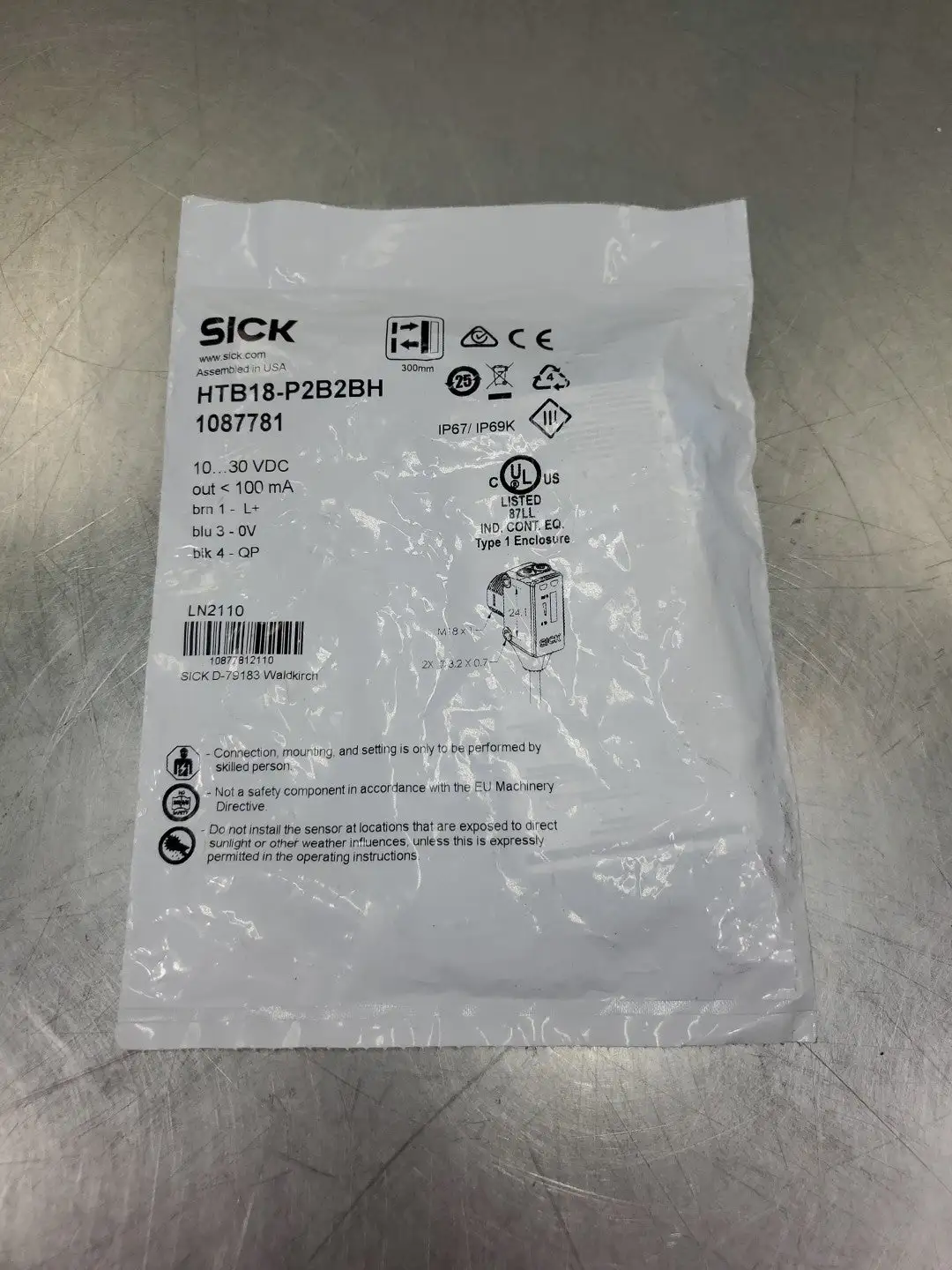 SICK HTB18-P2B2BH Photoelectric Sensor, P/N:1087781, 10-30VDC. 5C-28/3