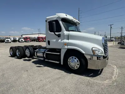 Used 2018 FREIGHTLINER CASCADIA CA125DC Dump trucks Texas US | MCO Truck & Equipment #1513779
