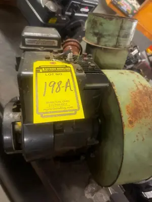 Used _UNKNOWN_ _UNKNOWN_ Leaf Blowers (Commercial) Ohio US | Myron Bowling Auctioneers Inc #1507919