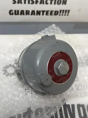 New | in-Stock FOXBORO B1102M Air Pressure Regulators Ohio US | Surplus Asset Holdings #1246600