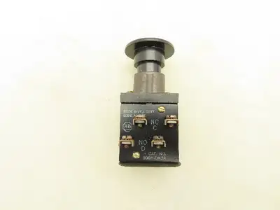 Allen Bradley 800H-DK2A Mushroom Head Push Button Black Ser A 1 NO 1 NC