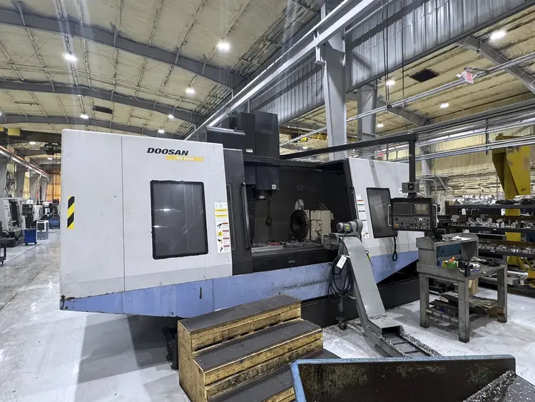 Used 2007 Doosan MV 8035 Vertical Machining Centers Texas US | Machine Tool Bids #1337678