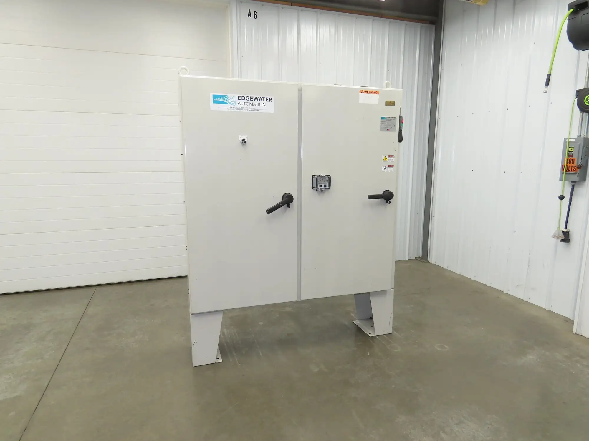 Hoffman Electrical Enclosure Control Panel 60x61x12" JIC 60A Disconnect A60X6112