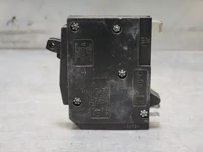 USED SQUARE D QOT120