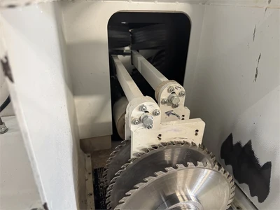 Used 2021 CML "E350 2R" Woodworking Gang Saws Texas US | MachineryMax #1488393