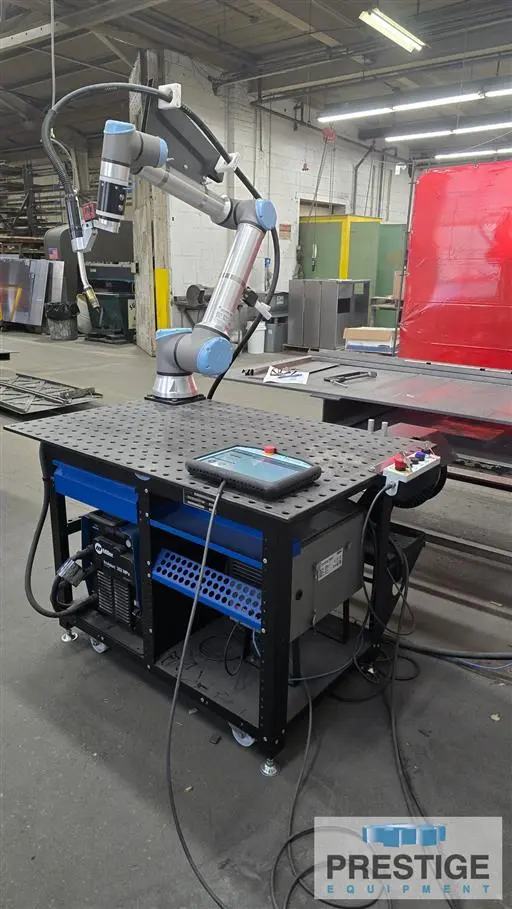 USED 2024 UNIVERSAL UR10E COLLABORATIVE ROBOT