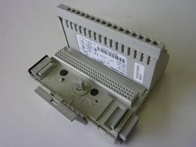 USED ALLEN BRADLEY 1794-OB16 SER A