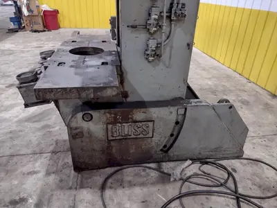 60 TON BLISS MODEL #C-60 OBI STAMPING PUNCH PRESS 8" STROKE: STOCK #23462
