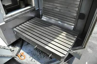 USED DMG DECKEL MAHO DMU 60T X: 630 - Y: 560 - Z: 560 MM